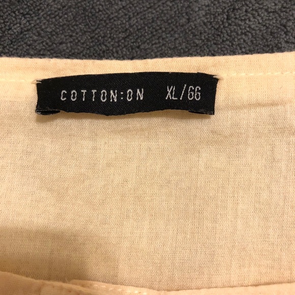 Crop Top - Picture 3 of 4